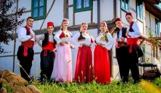 Bošnjačke nošnje: Bogatstvo bh. tradicije  