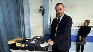 Magazinović u Gruziji: Skeneri glasačkih listića rade odlično, izvodljivo i kod nas