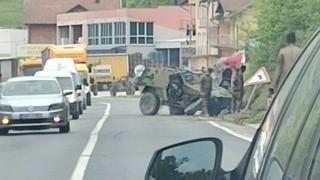 Nesreća kod Srebrenika: Uništeno vozilo EUFOR-a