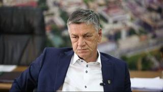 Kasumović: Sinanoviću, hoćel li da pustim snimak kada si rekao da ne smiješ smijeniti komesara, jer će te Isak provozati u gepeku