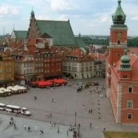 Poljska će opozvati više od 50 ambasadora u svijetu
