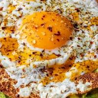 Viralni trend: Jaje s feta sirom osvaja društvene mreže