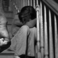 U Pančevu uhapšen 67-godišnjak: Sumnja se da je prijetio, pa silovao djevojku (19)