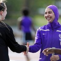 Francuska sportistkinjama zabranila nošenje hidžaba na Olimpijskim igrama u Parizu