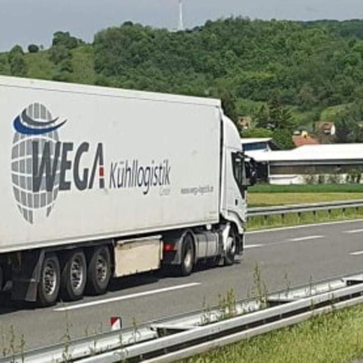 Prizor zaprepastio vozače: Kamionom vozio u suprotnoj traci na autoputu u Zagorju