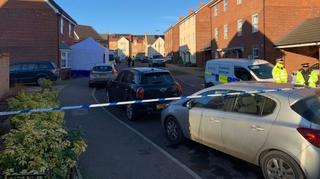 Užas u Velikoj Britaniji: Policija pronašla četiri tijela, detektivi događaj opisali kao "tragični incident"