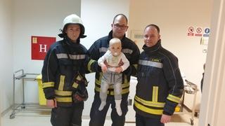 Nesvakidašnja intervencija: Vatrogasci u Bijeljini pomogli 13-mjesečnoj bebi 