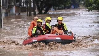 U poplavama u Pekingu 33 osobe poginule, 18 se vodi kao nestale