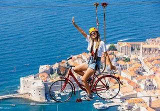 Doživite Dubrovnik iz druge perspektive: Vožnja bicikla "po zraku" pruža nezaboravno iskustvo 