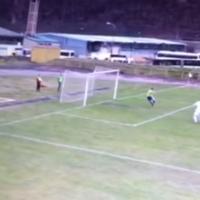 Video / Da li je ovo promašaj godine: Dva igrača TOŠK-a sami pred golmanom, Kurdić promašio loptu
