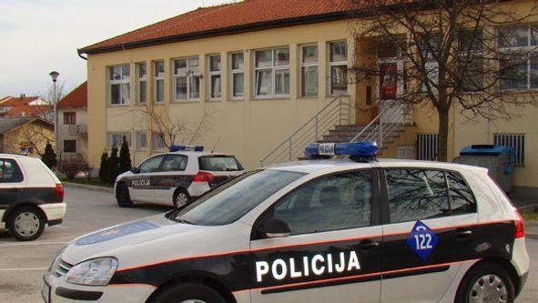 Policija pretresla kuću - Avaz