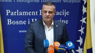Mijatović pozvao SNSD da ostanu dosljedni i ne izađu na izbore koje je raspisao CIK BiH