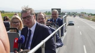 Vučić obišao prvu dionicu autoputa Niš - Merdare: Perfektno urađeno kao da ste došli u Austriju