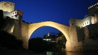 Godine 2004., obnovljen Stari most u Mostaru