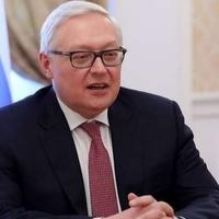 Rusija razmatra da smanji diplomatske odnose sa SAD-om
