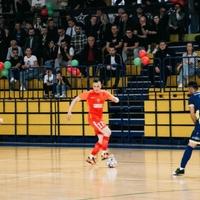 Dvadesetak huligana napalo gostujuće navijače na futsal utakmici u Mostaru