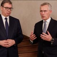 Stoltenberg nakon razgovora s Vučićem: Napadi na misiju NATO-a neprihvatljivi