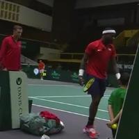 Amerikanac divljao na Davis Cupu, sudija prekinuo meč