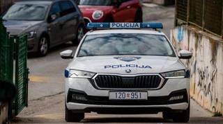 Pet tinejdžera pretuklo mladića ispred kluba u Splitu: Zadobio povrede opasne po život