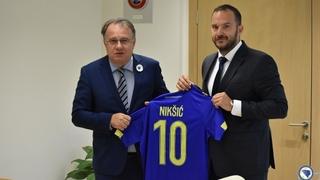 Nikšić u posjeti Fudbalskom savezu BiH: Sa Zeljkovićem razgovarao o projektima