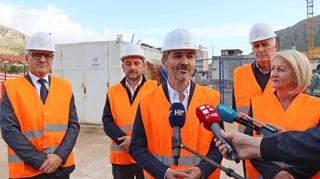 Vukoja najavio završetak građevinskih radova na zgradi HNK Mostar do kraja 2026. 