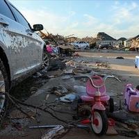 SAD: U tornadu poginule dvije osobe, 58 povrijeđeno
