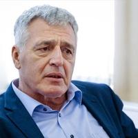 Lazar Prodanović održao govor u kojem je kritizirao svoju stranku: Sjednu u privatne kafane i dogovaraju mafijaške poslove