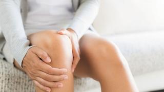 Zbog čega se javlja pucketanje u koljenima i kada ukazuje na pojavu artritisa