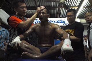 Pijani šampion tajlandskog boksa izazvao haos: Pretukao četiri policajca