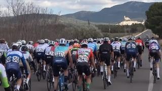 Skandal na biciklističkoj utrci:  130 takmičara pobjeglo zbog doping testa