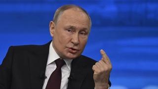 Prijatelji i saveznici čestitali Putinu, zapadni lideri kažu da su izbori bili nelegalni