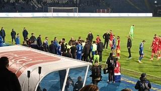 Žestoki prigovori igrača Željezničara: Sudija Topalović jedva napustio teren, Cocalić pocrvenio