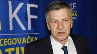 Kasumović: Sinanović je rekao da ne smije smijeniti komesara Šišića, jer bi ga Isak provozao u gepeku