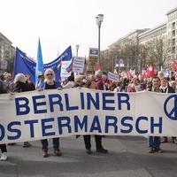 Uskršnji mirovni marševi u Njemačkoj pozvali na okončanje ratova u Ukrajini i Gazi
