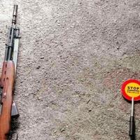 Uhapšen muškarac u Derventi: Oduzete bombe, puška i tablica “Stop policija”