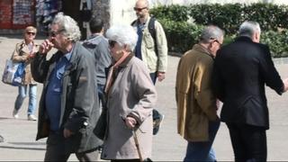 Rast troškova života i nedovoljne naknade: Odu u penziju, ali opet moraju raditi