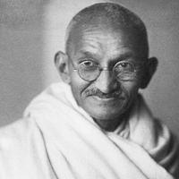 Ubijen Mahatma Gandi, vođa pokreta za nezavisnost Indije