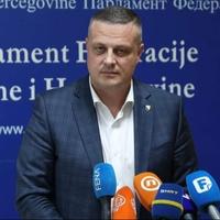 Mijatović pozvao SNSD da ostanu dosljedni i ne izađu na izbore koje je raspisao CIK BiH