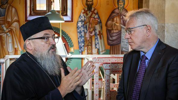 Ambasador Marfi posjetio srpski pravoslavni manastir i crkvu u Žitomislićima