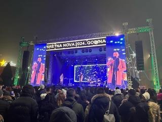 Uzavrela atmosfera u Zenici: Uskoro počinje koncert Marije Šerifović 