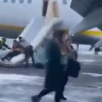 Video / Drama na štokholmskom aerodromu: Putnici bježali iz aviona