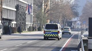 Drama u Sloveniji: Naoružani i maskirani specijalci upali u školu i uhapsili učiteljicu