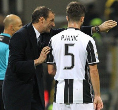 Alegri sa našim reprezentativcem Pjanićem: Osvajao trofeje sa Juventusom