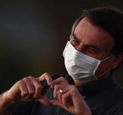 Bolsonaro je 7. jula objavio da je pozitivan na koronavirus