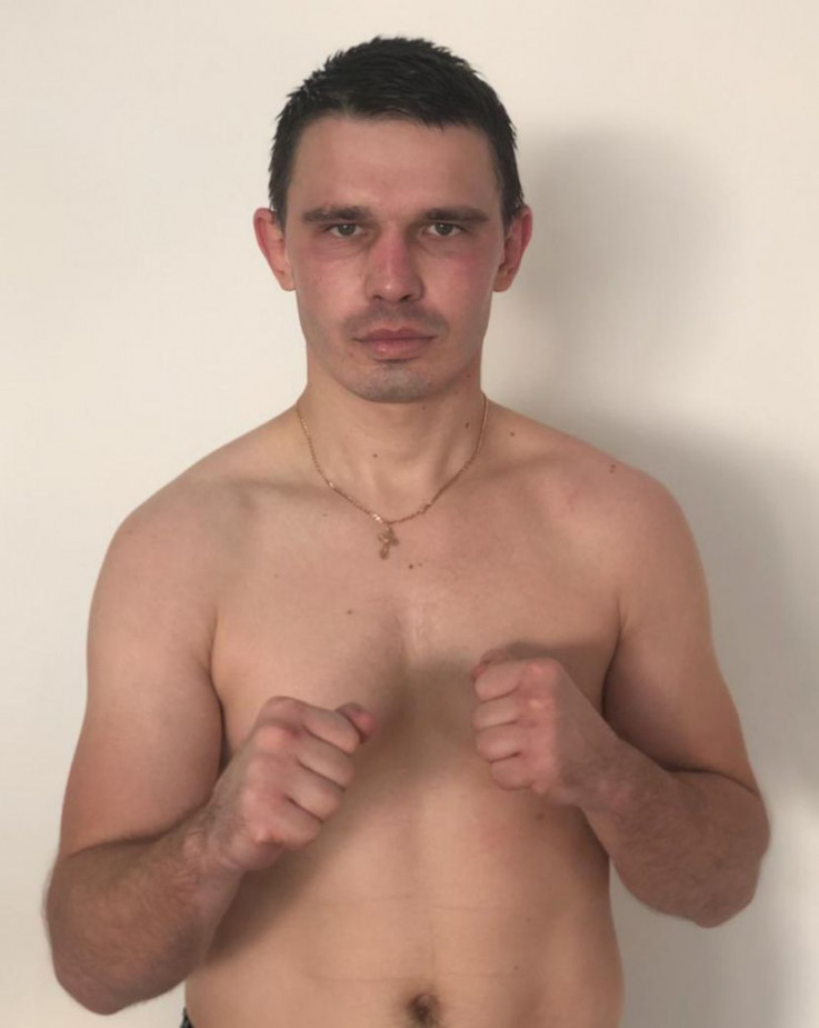 Ukrajinac baš i ne liči na opasanog boksera