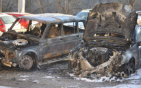 Automobili izgorjeli na parkingu