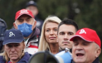 Saška Veselinov na protestima podrške Novaku