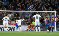 Tores je golom iz penala spasio Barcu od poraza