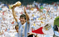 Maradona je osvojio pehar na SP-u 1986.