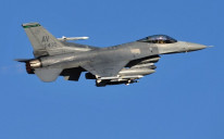F 16 borbeni avion